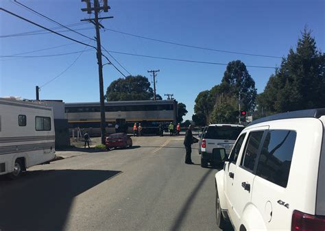 Freight train hits and kills man in Berkeley